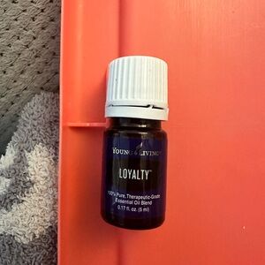 Young living loyalty essential oil blend - 5mL -‎ New/Sealed